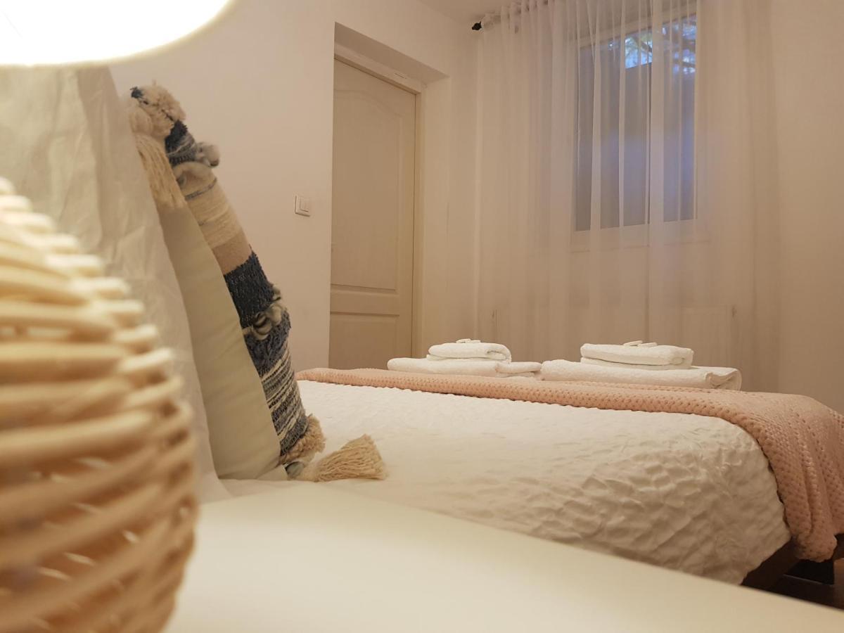 Charming Hideaway In The Heart Of Timisoara! Apartment Exterior photo